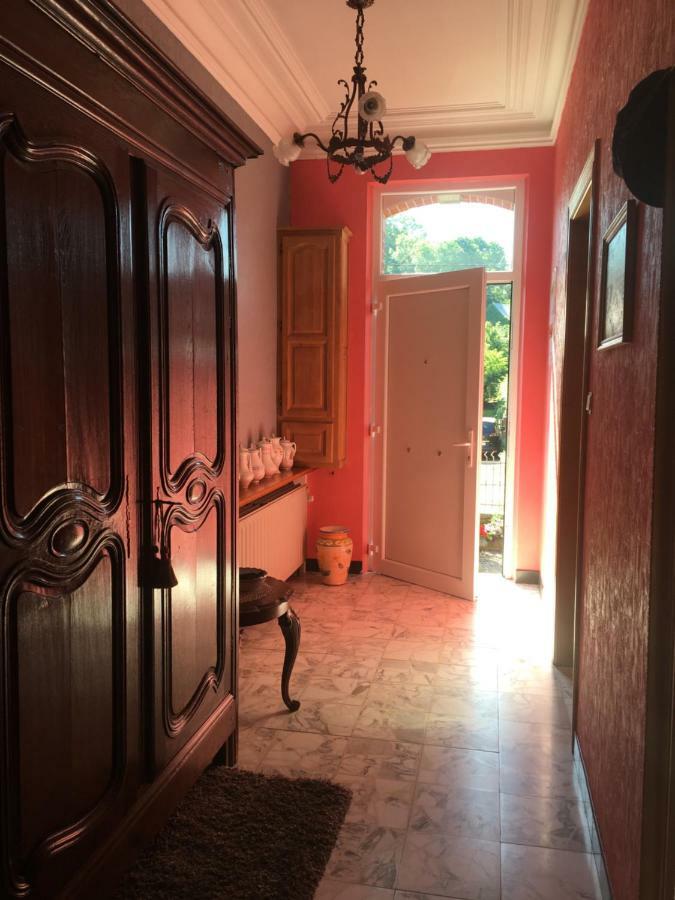 B&B Au Jardin Fleuri Marche-en-Famenne Εξωτερικό φωτογραφία