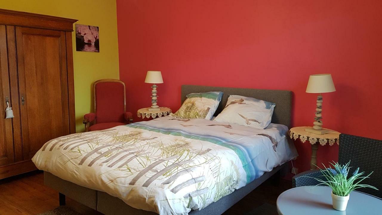 B&B Au Jardin Fleuri Marche-en-Famenne Εξωτερικό φωτογραφία